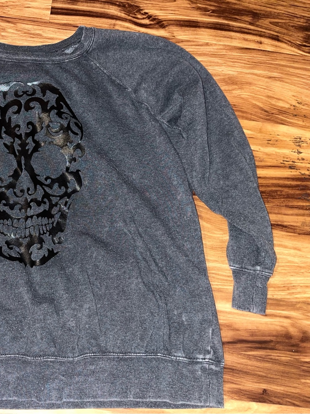 torrid Dark Gray Crewneck Sweatshirt with Black Ornate Skull